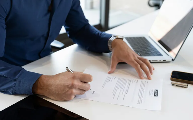 电子合同平台收费吗？2 大基础模式 + 增值服务解析