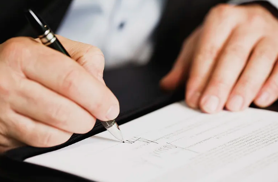 电子签名官网哪个好？3 大因素 + 平台推荐，快来了解