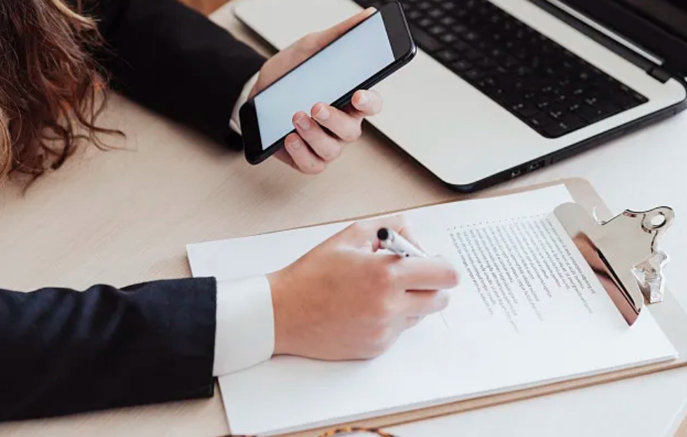 电子签约平台怎么选？这三点帮你做决定