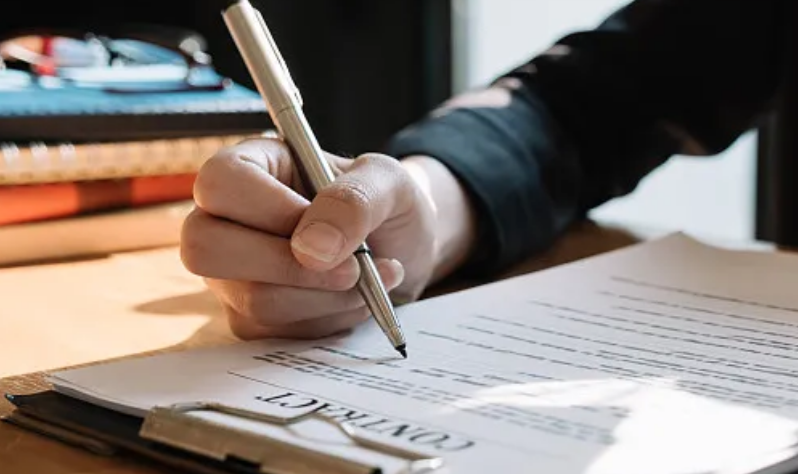 企业用章效率低？手把手教你在线申领电子公章