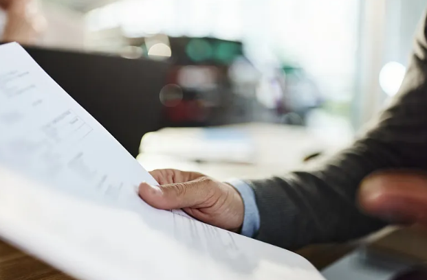 告别纸质堆积，高效签约：电子合同平台挑选指南