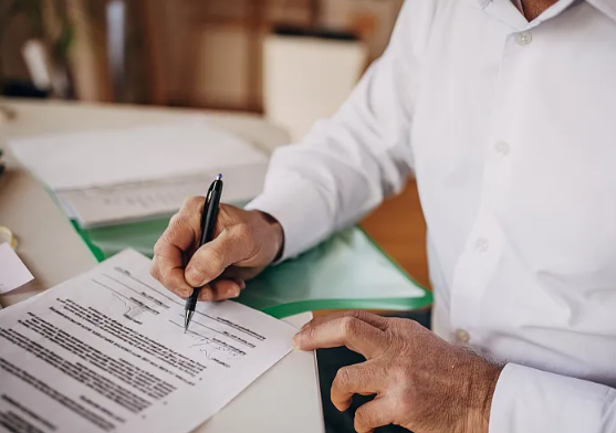 别急着付钱！电子合同收费模式全解析